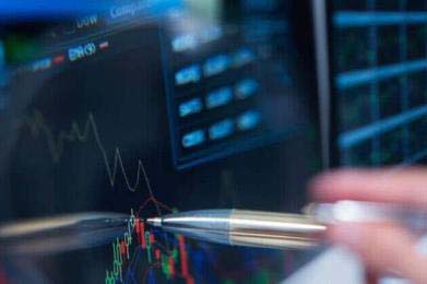 全球黄金需求持续推动金价攀升，央行大举购买成主要因素